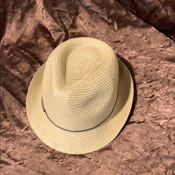 Hat - Picture 3 of 4